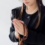 葬式で気をつけたい髪色のマナーとは？派手な髪色はNG？